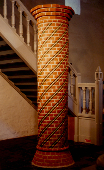 pillar in Nikolaj Kirke 1988