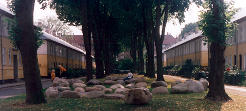 stone snake, Brumleby